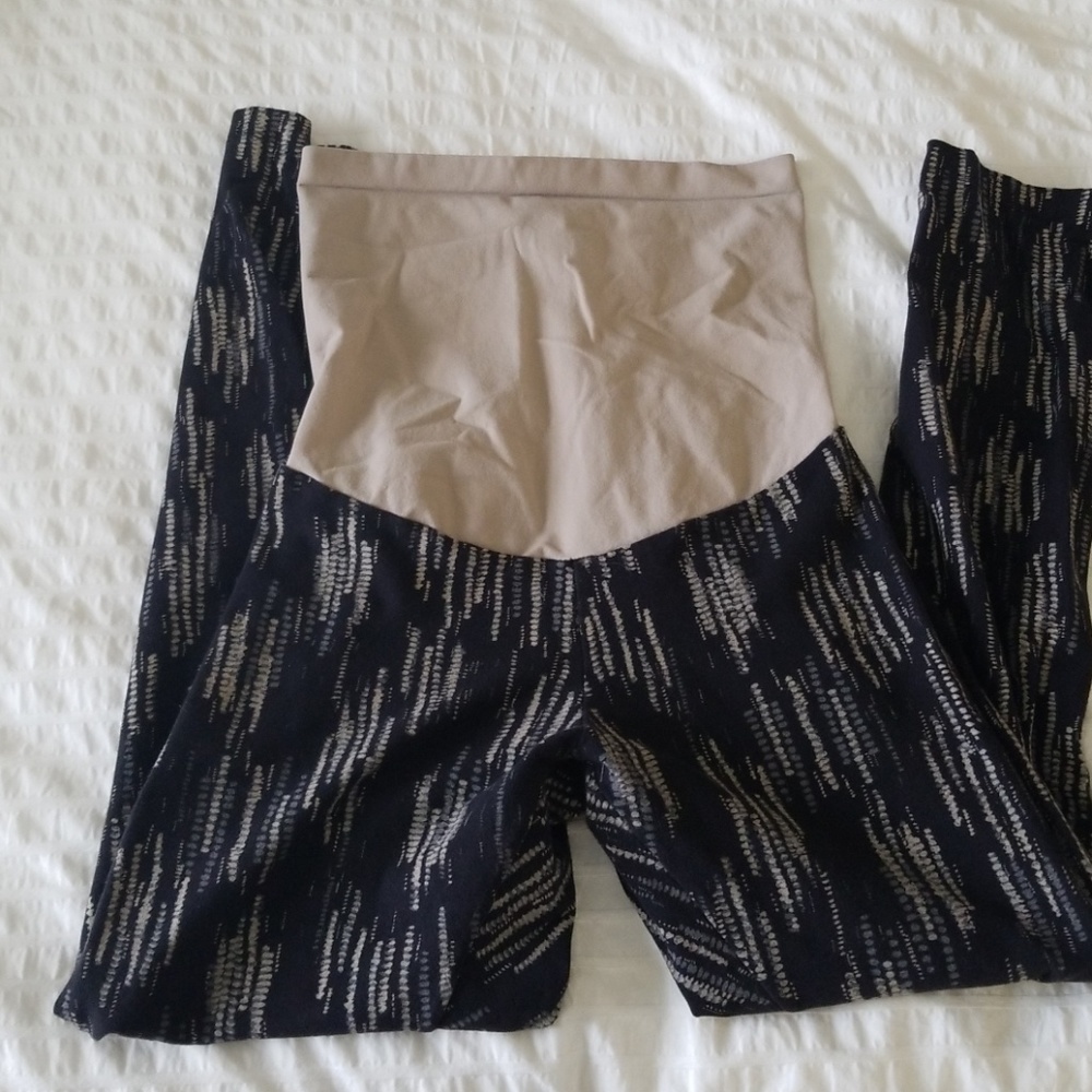 Maternity leggings